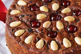 Easy-Action Christmas Cake